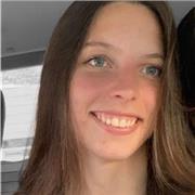 Estudiante responsable y con ganas de enseñar a niñ@s, tengo gran afinidad con l@s niñ@s. Soy muy entusiasta y responsable