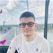 Diplomato del Bus Pascal (100/100) offre lezioni di inglese, economia aziendale, matematica e diritto a Reggio Emilia e provincia