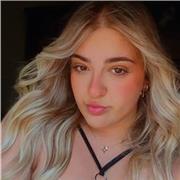 Sono Sofia Bleve, una ex studentessa del corso di Laurea in Lettere Moderne, offro ripetizioni di italiano con metodo di studio