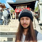 Ragazzo Laureato in Magistrale a Ca'Foscari in lingua giapponese con massimi voti offre ripetizioni e/o lezioni per principianti