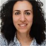 Se imparten clases de matemáticas, física y química, biología, historia, inglés y lengua y literatura y otras relacionadas con cie