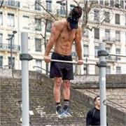 Je veux enseigner le Street Workout, une discipline sportive basée sur le poids du corps, l’endurance/ Force