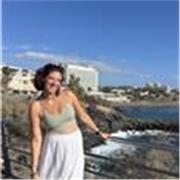 Ich bin Elena, eine Nachhilfelehrerin für Englisch. Ich arbeite mit Schüler:innen aller Altersgruppen.