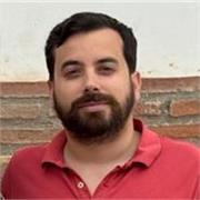 Profesor de Humanidades, especializado en Historia y con Máster en Formación del Profesorado
