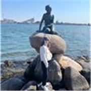 Hola soy Nerea y doy clases particulares de inglés hasta nivel C2. Mi disponibilidad es de 16:30 en adelante