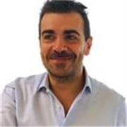 Offro lezioni di chimica generale e chimica analitica e strumentale a studenti delle scuole superiori.