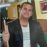 Dottore, esperto in economia lezioni in materie economiche e diritto