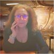 Se vuoi un insegnante che ti faccia appassionare alle materie di studio, scegli me perché sono appassionata io.