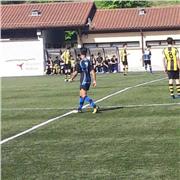 Profesor de futbol, con 13 años de experiencia, desde pequeño.