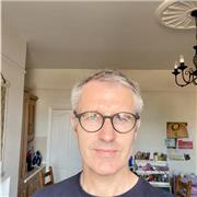 I am a highly experienced English teacher offering tuition to students at all ages and stages