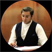 Profesor de Derecho, con énfasis en derecho constitucional, derecho internacional y metodología
