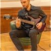 Learn Guitar. Understand Music. Have Fun.
Guitar and music theory lessons for all ages.
From first chords to real musica