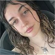 Chica de 20 años simpática y  paciente
Daria clases de lengua castellana y literatura 