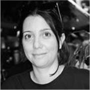 Diseñadora gráfica, Directora de Arte y Artista caligráfica