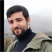 Profesor que se adapta a las necesidades del alumnado 