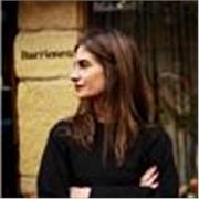 Profesora de marketing,  merchandising y diseño de moda