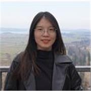 a patient and communicative tutor with teaching experience, offering engaging Chinese lessons for primary students and beginners.