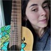 Profesora de Guitarra: clases ONLINE personalizadas para todas las edades. Repertorio, técnica y teoría musical