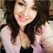 Insegnante di inglese, laurea magistrale in Scienze linguistiche, letterarie e della traduzione