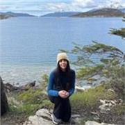 Profesora de español titulada en Magisterio de Educación Primaria, con formación extra en español para nativos y extranjeros.