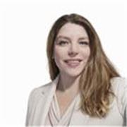 Native Spanish speaker from Argentina with extensive experience in education.