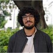 Soy profesor de Lengua y Literatura española a distintos niveles. Tengo formación como profesor de secundaria, pero también experiencia con estudiantes adultos dando clases en Universidad.