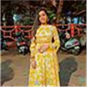 Law tutor, experienced in offering online offline class