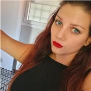 Tutor privata di TUTTE LE MATERIE impartisce lezioni di latino, italiano, matematica, inglese (madrelingua), spagnolo, chimica