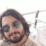 Soy proactivo, disfruto dando clases, y me adapto curricularmente al alumno