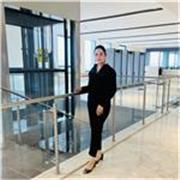 English tutor with 2 years’ of experience to rural classrooms.