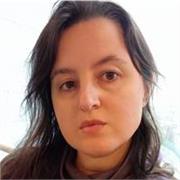 Profesora de inglés académico con experiencia en clases de preparación a certificación exámenes Cambridge. Inglés comunicativo