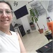 Enfoque Técnico y de Especialidad: Apoyo en Biología y Ciencias Ambientales: Formación técnica y acompañamiento escolar