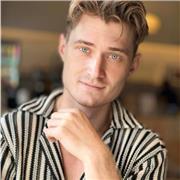 Englischlehrer mit internationaler Erfahrung mit Schülern aller Altersklassen