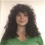 Estudiante con buen nivel académico específicamente en humanidades e inglés.