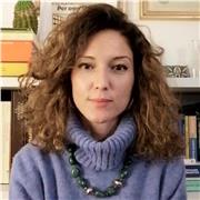 Storica dell'arte impartisce lezioni private a studenti della scuola secondaria di I grado e di II grado