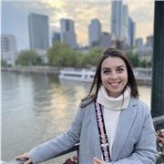 Maestra y Técnico Superior de Educación Infantil bilingüe en alemán con experiencia enseñando el idioma desde edades tempranas.