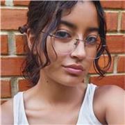 Profesora de inglés apta para todas las edades y aquellos interesados en aprender