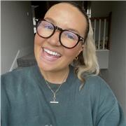 I am a native English speaker with 3 years experience tutoring key stage 2 and key stage 3 students. I also speak C1 French. TEFL