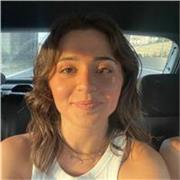 Docente di materie umanistiche per scuole superiori di primo e secondo grado