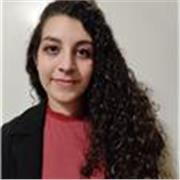 Soy una persona muy trabajadora que me implico mucho en mi trabajo, ayudo en todas las materias de ciencias sociales y puedo dar clases a cualquier curso, desde 1 de la eso hasta 2 de bien contesto dudas fuera del horario de las clases