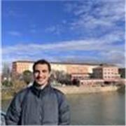Profesor interactivo. Fluido en portugués. Apasionado por la etimología y la historia de las lenguas