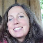 Improve your English with an experienced and qualified teacher