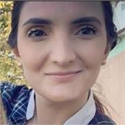 Sono italiana madrelingua, laureata in Lettere (triennale) e filologia moderna (specialistica). Attualmente sono docente di Italiano e Storia nelle scuole superiori