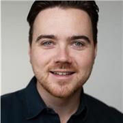 A 30 year old professional Actor, based in London.