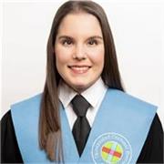 Profesora titulada en Educación Infantil + Primaria con mención en Educación Especial (PT) + y Orientación y tutoría + DECA (relig