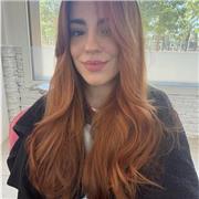 Me defino como una chica que le encantan los niños,disfruto mucho de ellos,y me encanta ponerles atención y cuidado