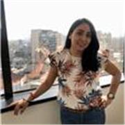 Cuidadora con apoyo en tareas preescolar y primaria