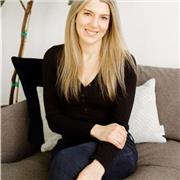 English tutor who teaches people of all ages