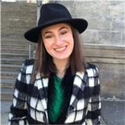 Studentessa magistrale dell'Università offre lezioni per ragazzi di elementari, medie e superiori