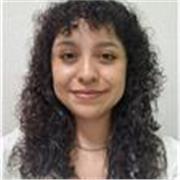 Maestra especializada en escritura creativa